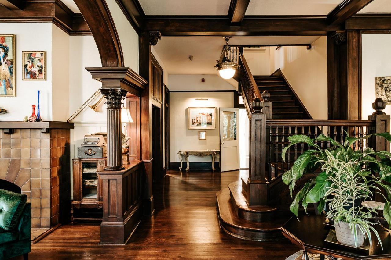 Heritage House Bed & Breakfast - Boutique Adults-Only Inn Опелика Экстерьер фото