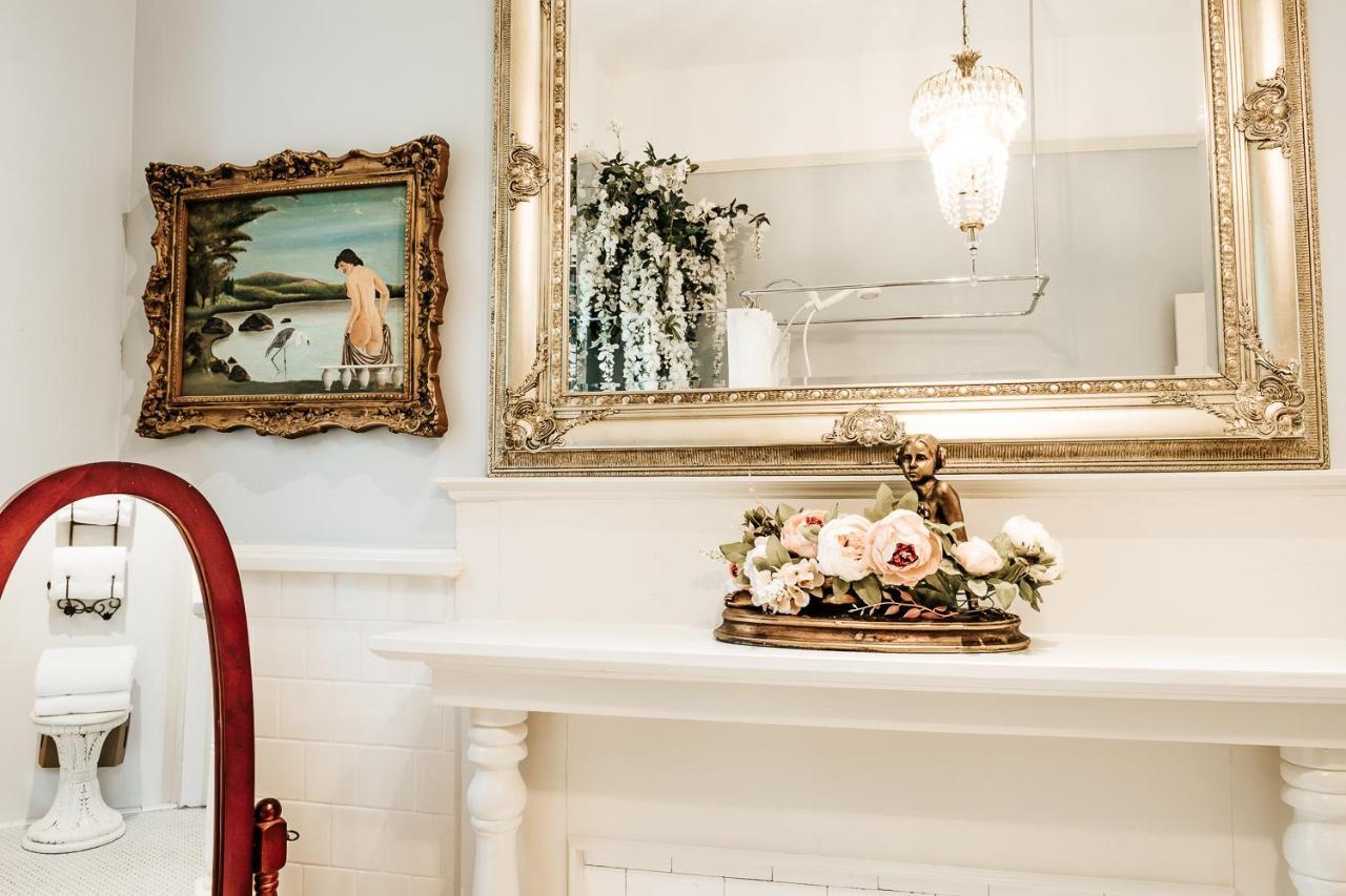 Heritage House Bed & Breakfast - Boutique Adults-Only Inn Опелика Экстерьер фото